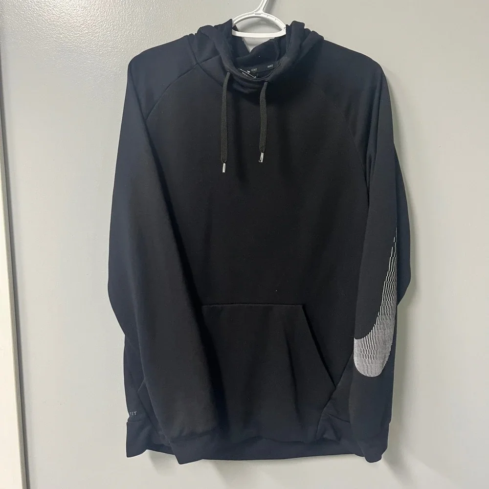 Nike‎ Dri-FIT Mens Training Hoodie Black Graphic Sleeve Swoosh AJ4434-010 Size M